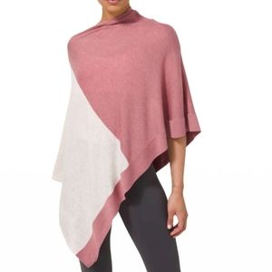 NWT Lululemon Yin PonchoHeathered Cherry Tint / Heathered Dune One size Pink